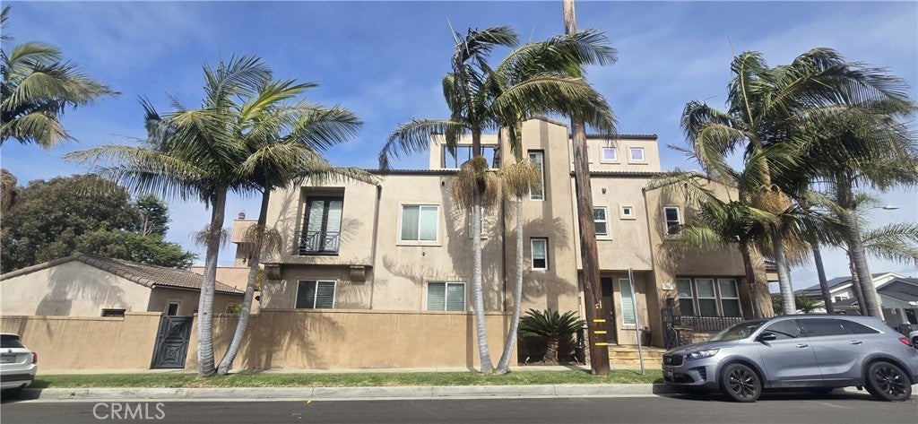 Photo of Listing #SB25066011