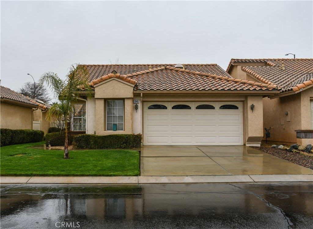 Photo of Listing #IV25065927