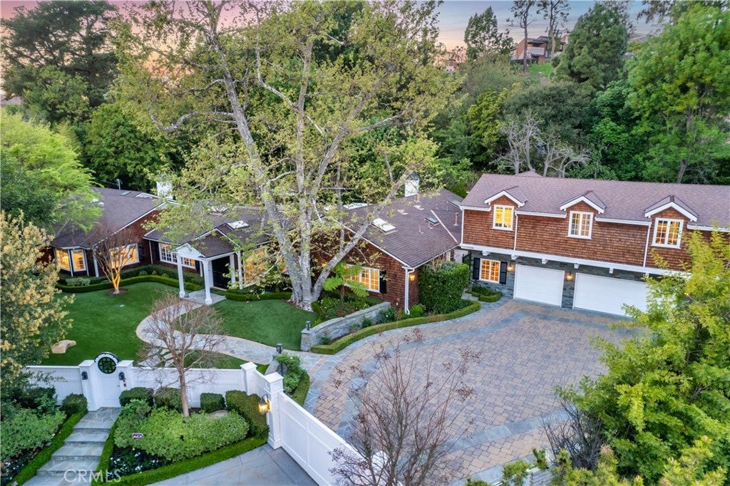 Photo of Listing #SR25065861