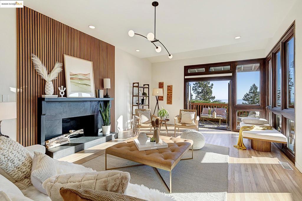 Photo of Listing #41090851