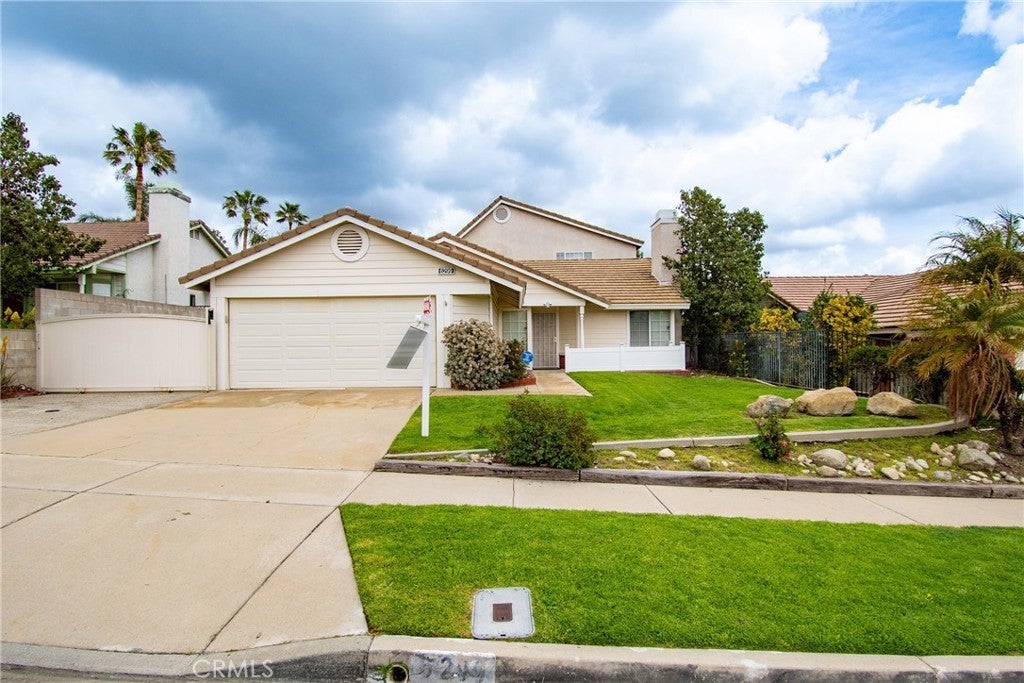 Photo of Listing #SW25065619