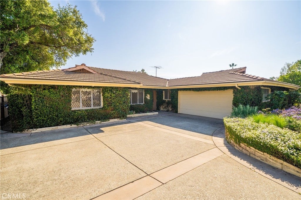 Photo of Listing #CV25062525