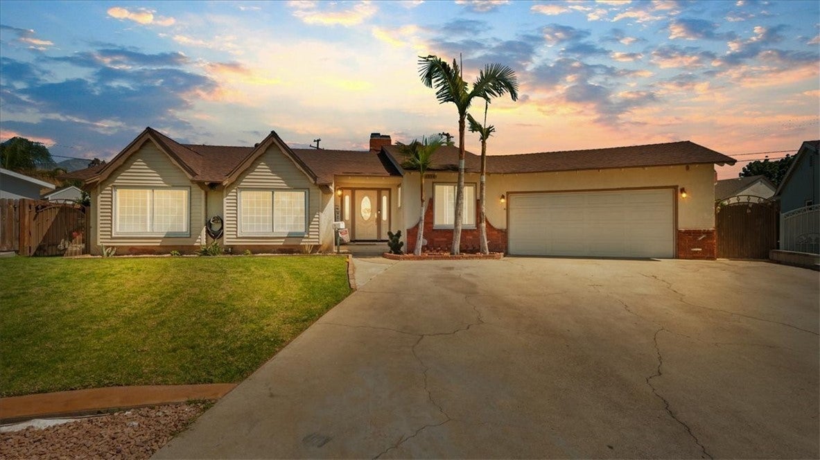 Photo of Listing #CV25065346