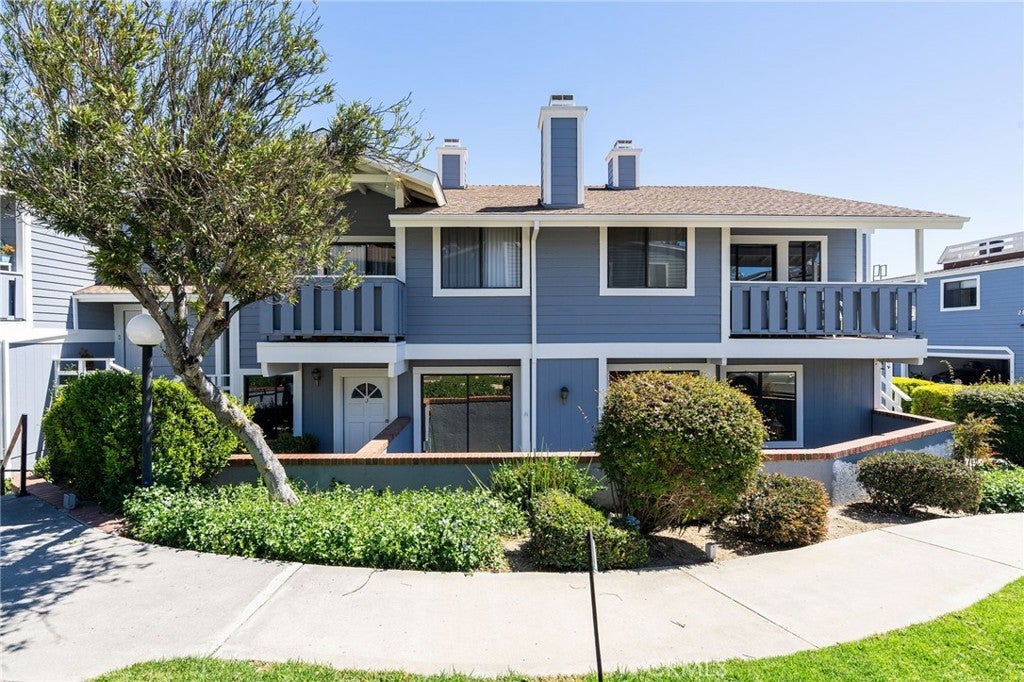 Photo of Listing #SR25066341