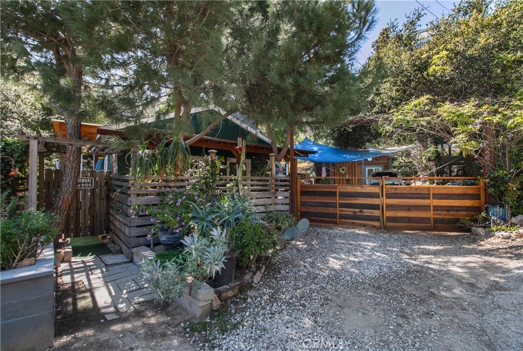 Photo of Listing #SR25065015