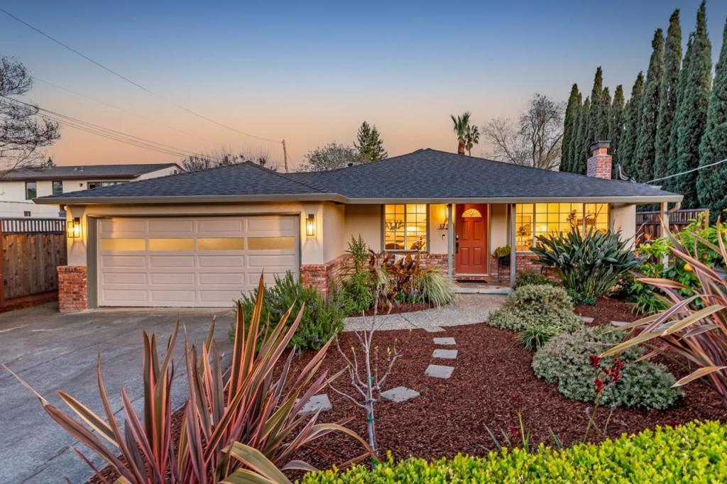 Photo of Listing #ML81999684