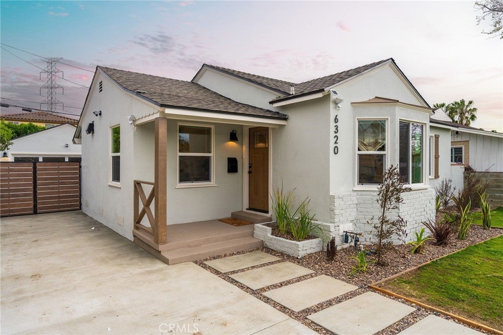 Photo of Listing #DW25039410