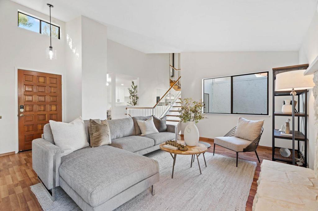 Photo of Listing #ML81999714