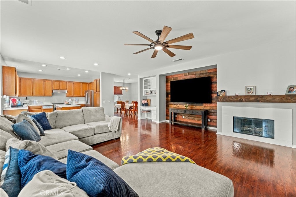 Photo of Listing #IG25066709