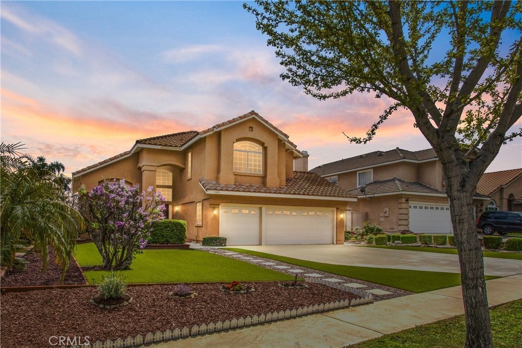 Photo of Listing #IV25062091