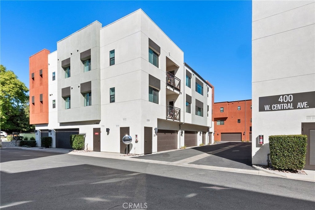 Photo of Listing #WS25066611