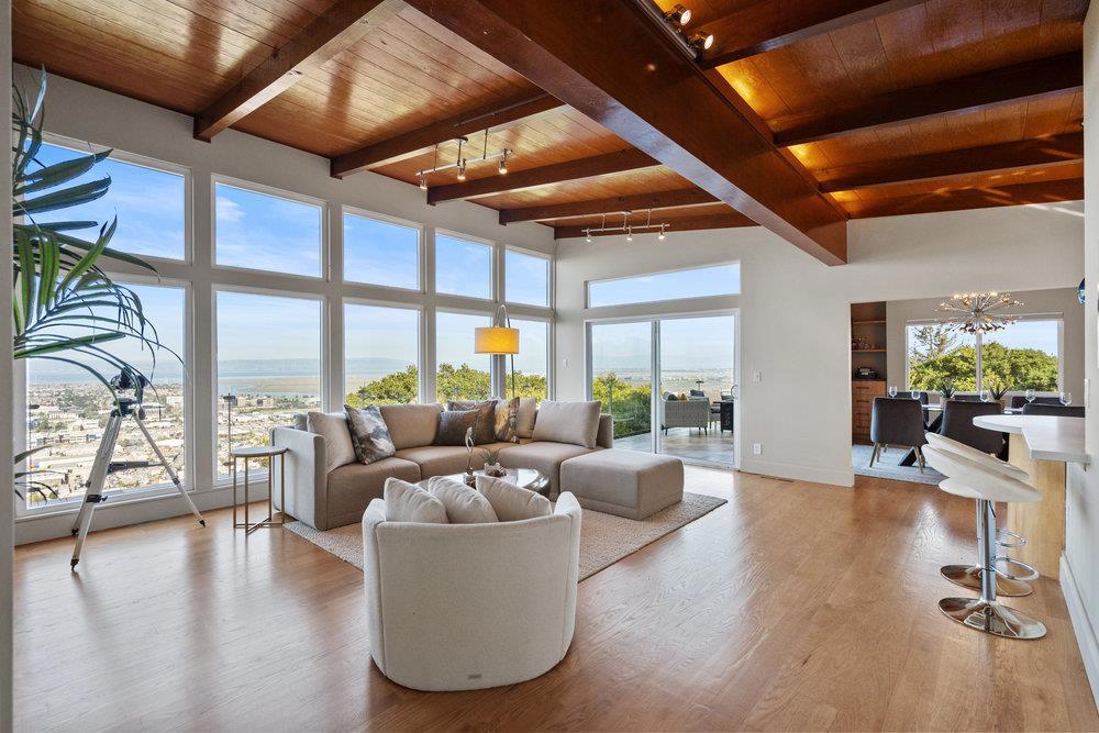 Photo of Listing #ML81999729