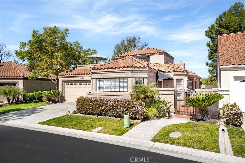 Photo of Listing #OC25065450