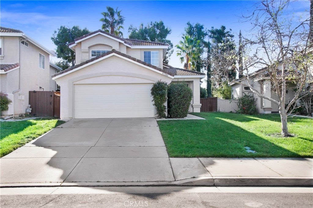 Photo of Listing #IV25066796