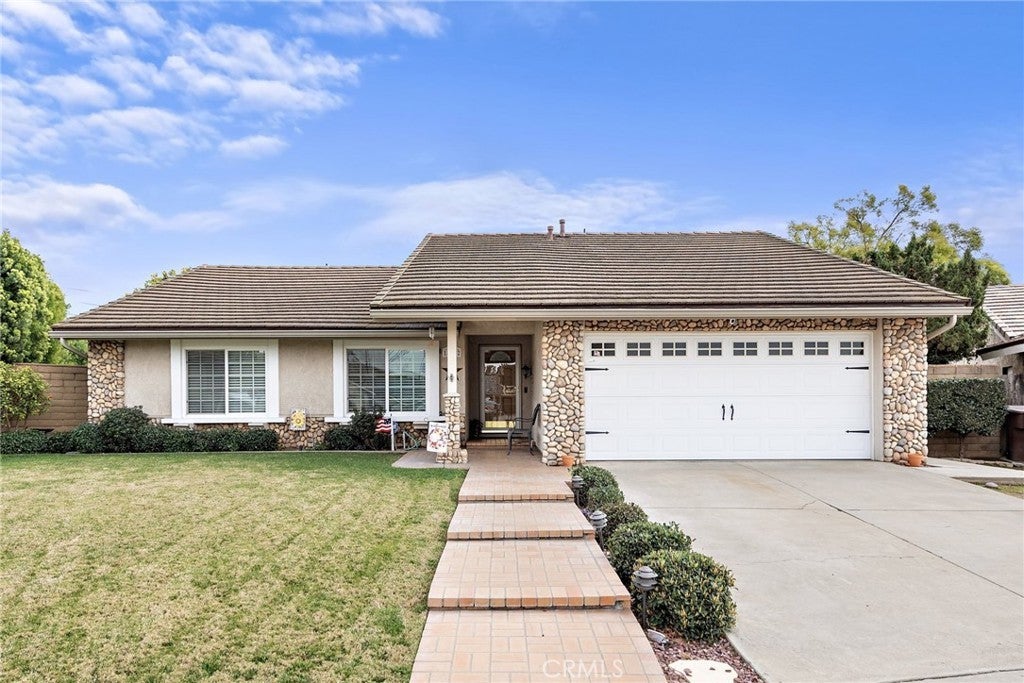 Photo of Listing #OC25066856