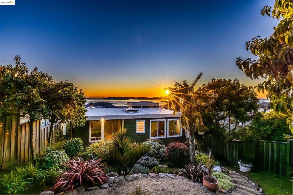 Photo of Listing #41090972