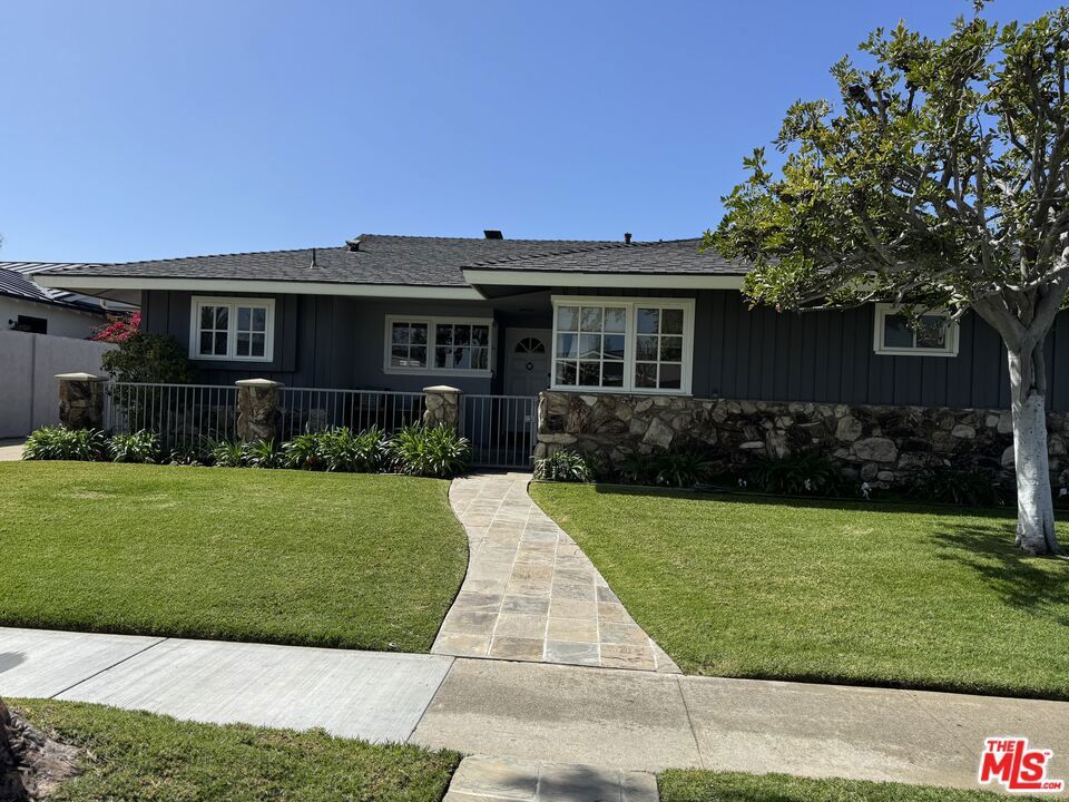 Photo of Listing #25517165