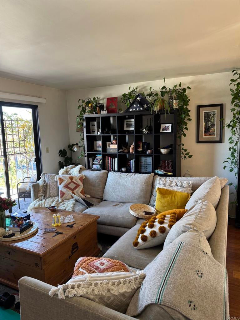 Photo of Listing #NDP2502929