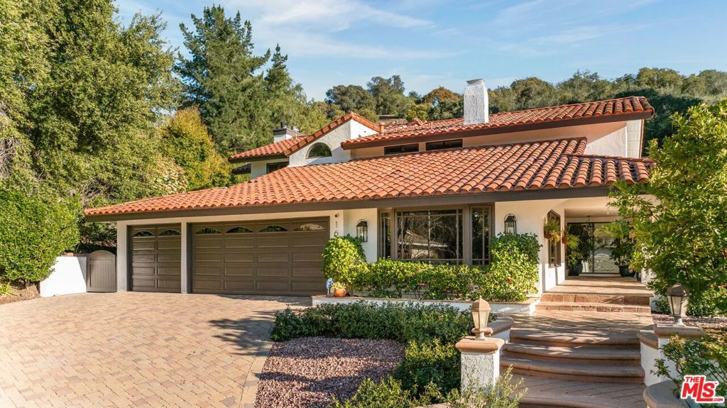 Photo of Listing #25517401