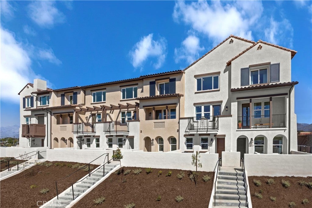 Photo of Listing #OC25067247