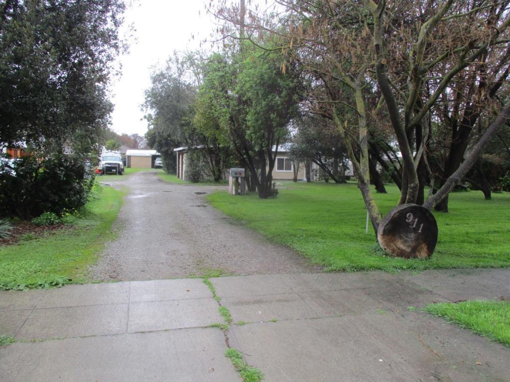 Photo of Listing #ML81999921