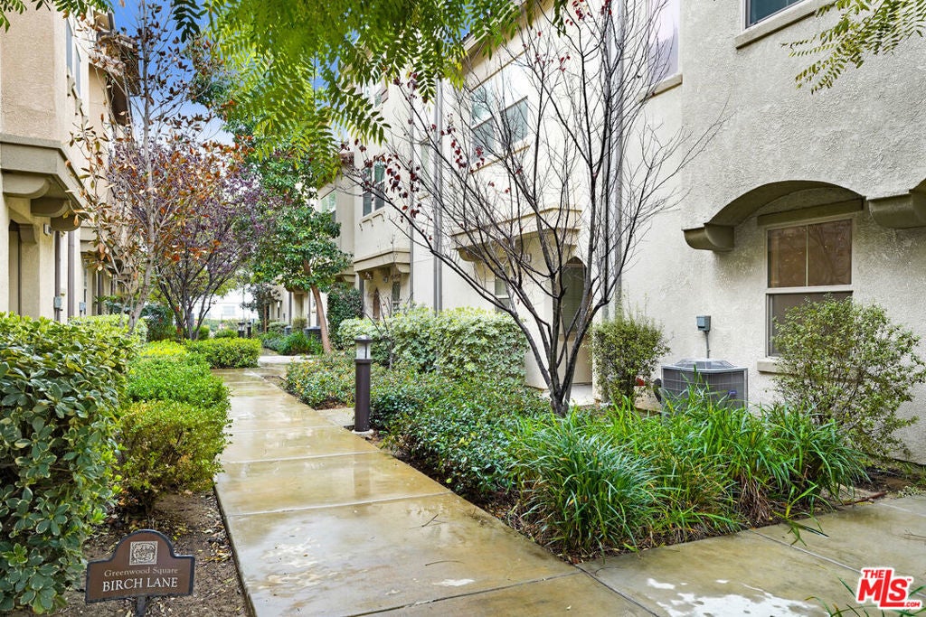 Photo of Listing #25517683