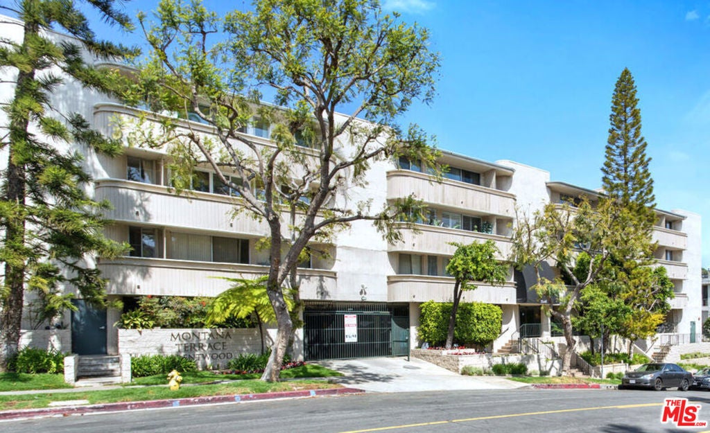 Photo of Listing #25517195