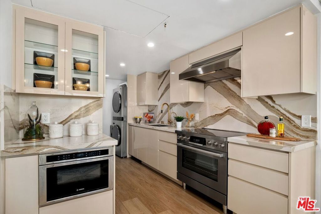 Photo of Listing #25510577