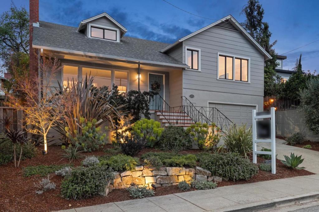 Photo of Listing #ML81999936