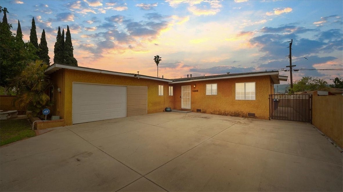 Photo of Listing #CV25066037