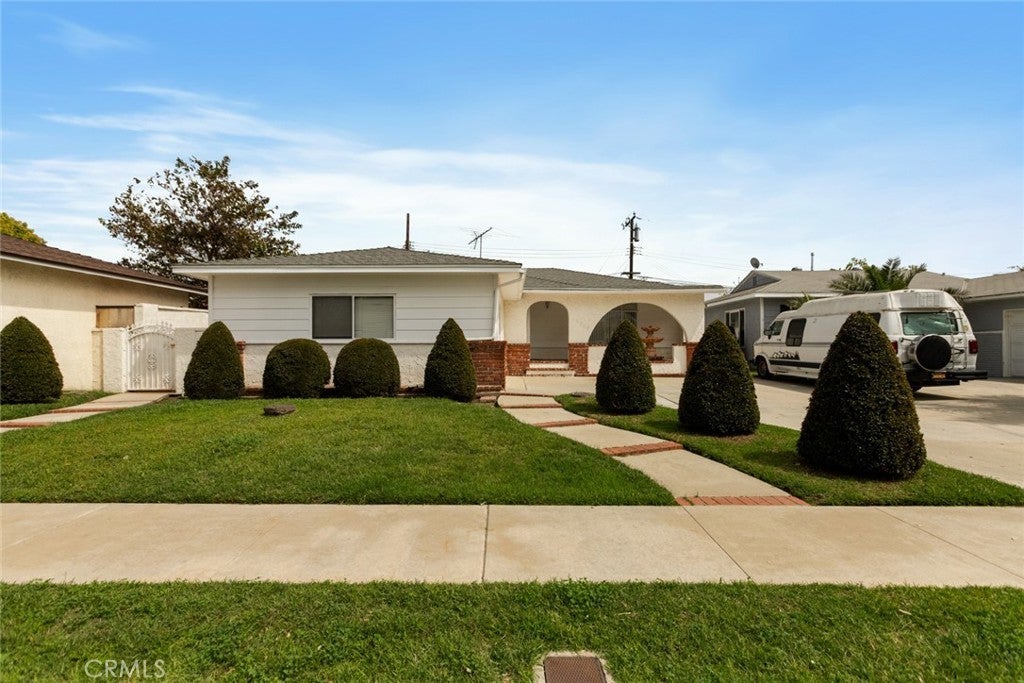 Photo of Listing #DW25061411