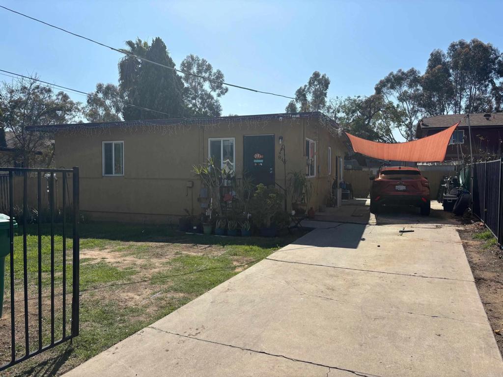 Photo of Listing #PTP2502227