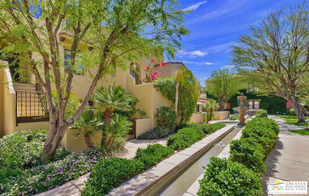 205 Villorrio Drive, Palm Springs