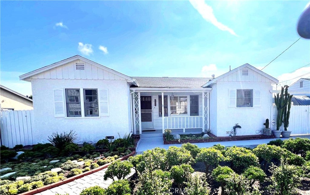 Photo of Listing #SB25067654