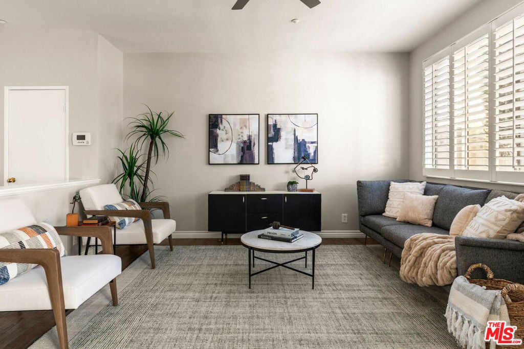 Photo of Listing #25517723