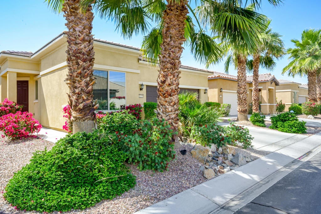 Photo of Listing #219127400DA