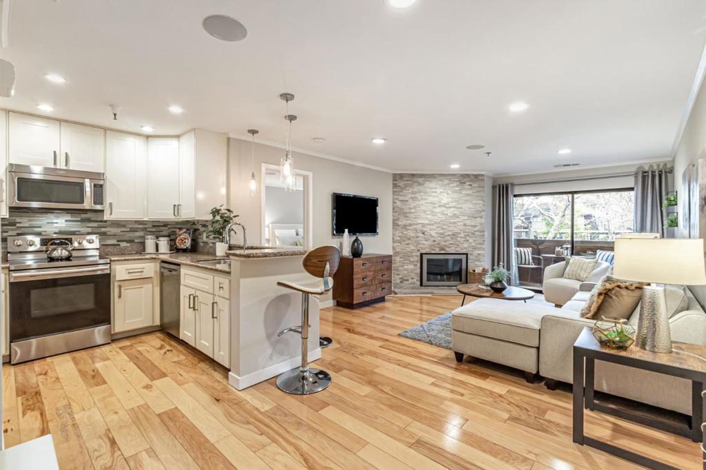 Photo of Listing #ML82000009