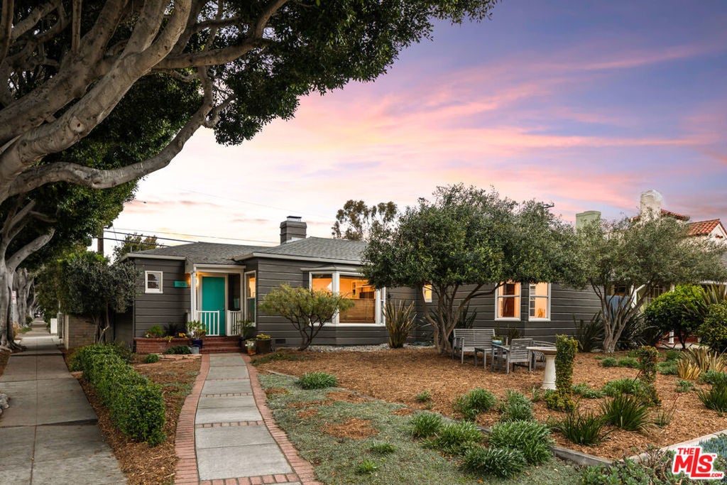 Photo of Listing #25517075