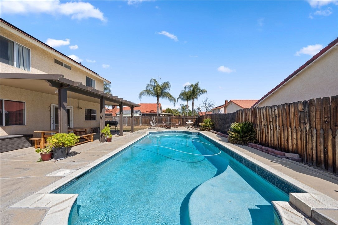 Photo of Listing #SW25067192