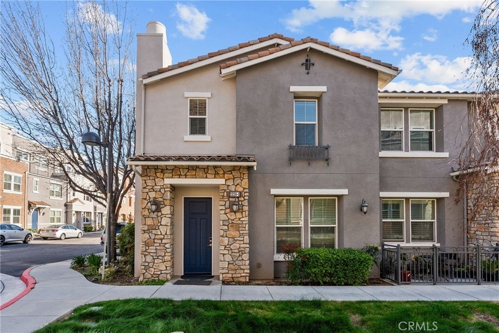 Photo of Listing #SR25068259