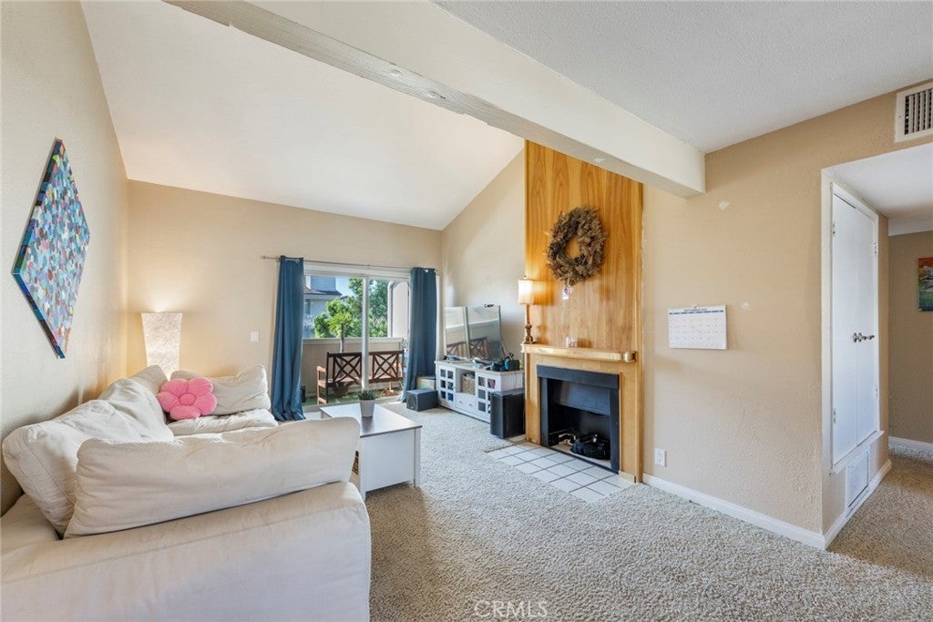 Photo of Listing #PW25068369