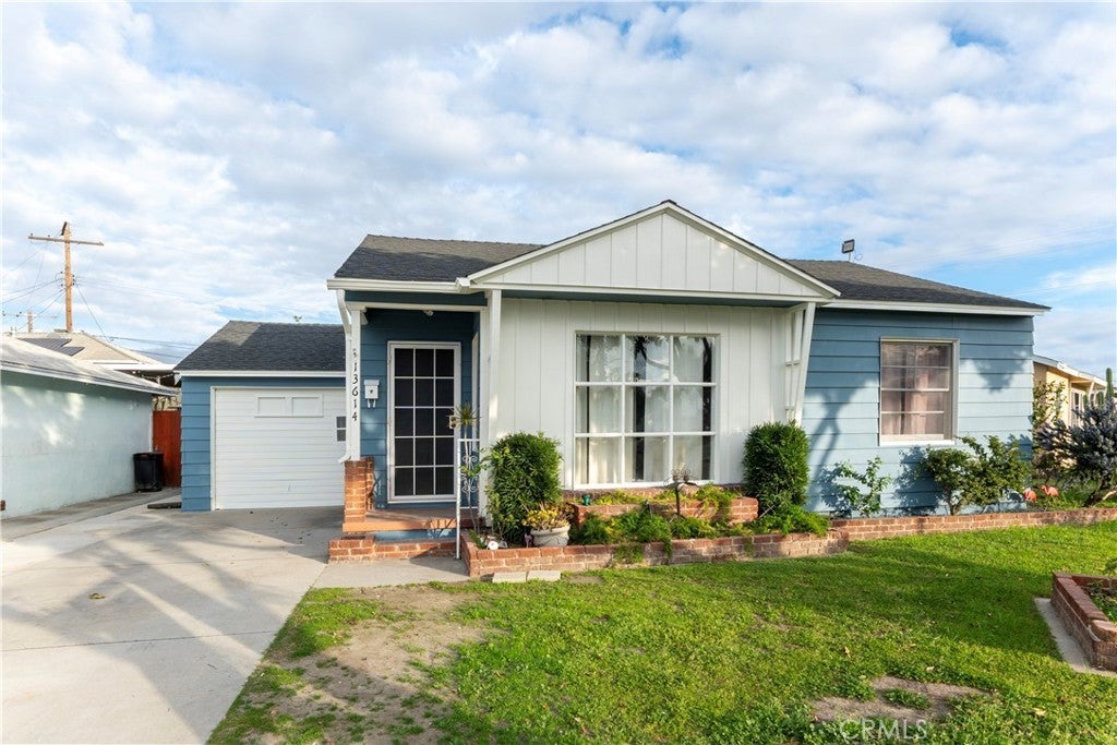 Photo of Listing #DW25068413