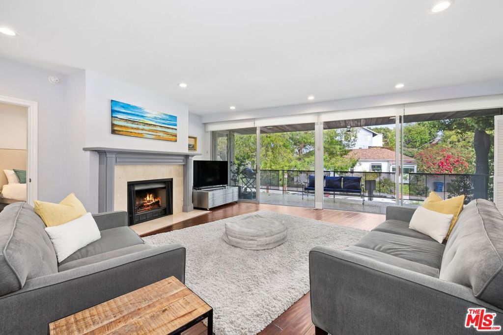 Photo of Listing #25511499