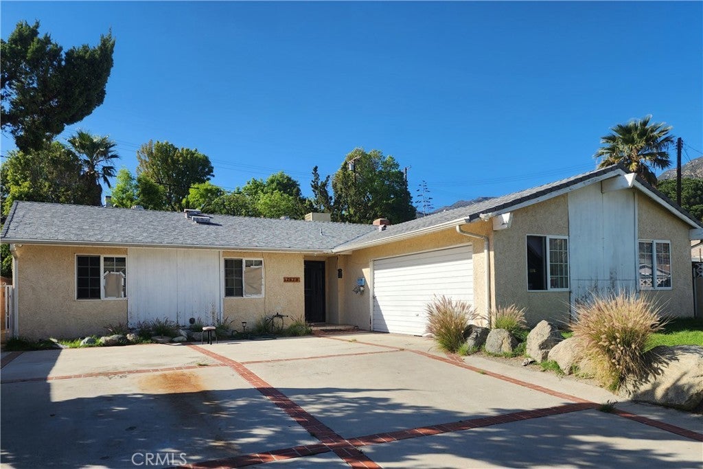 Photo of Listing #SR25065263