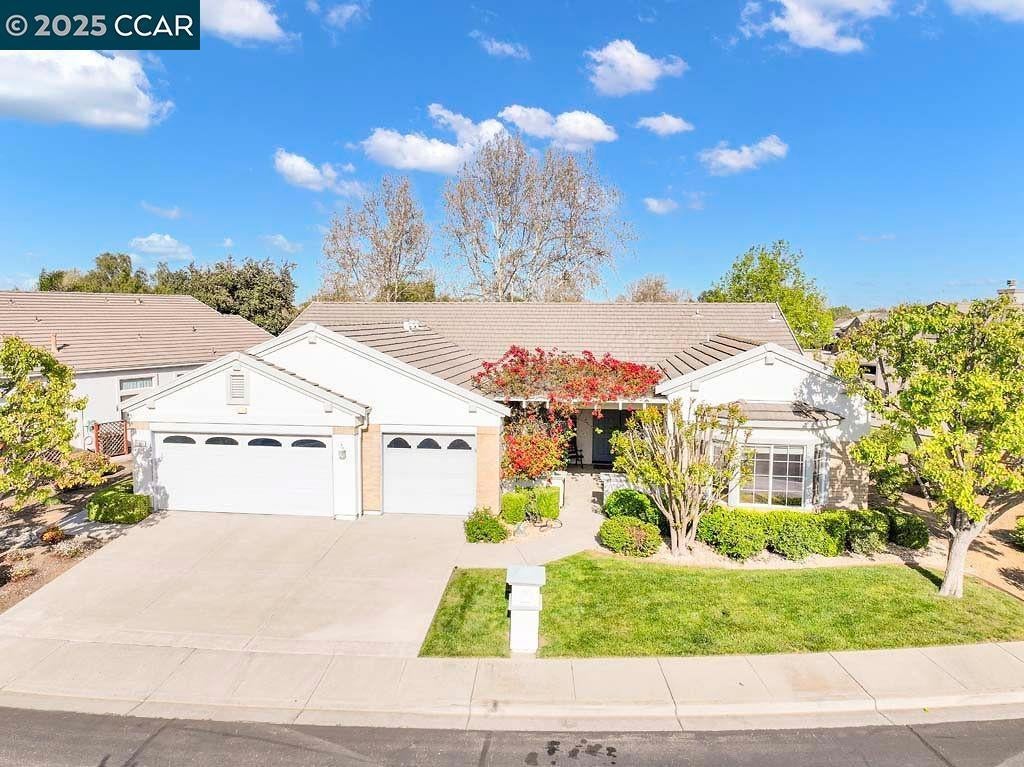 Photo of Listing #41091296