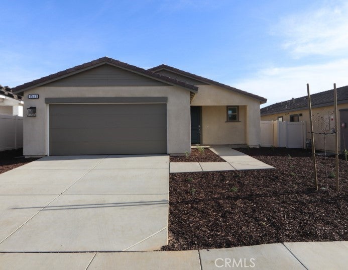 Photo of Listing #IV25068056