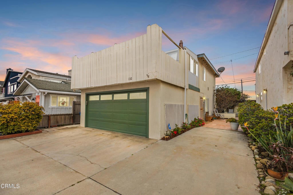 Photo of Listing #V1-28975