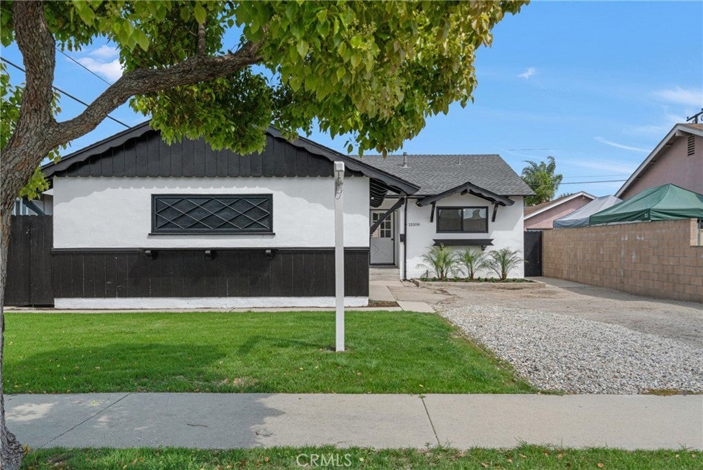 Photo of Listing #DW25067031