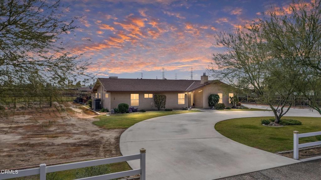 Photo of Listing #V1-28977