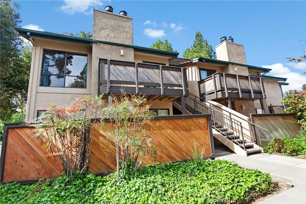 Photo of Listing #SC25068697